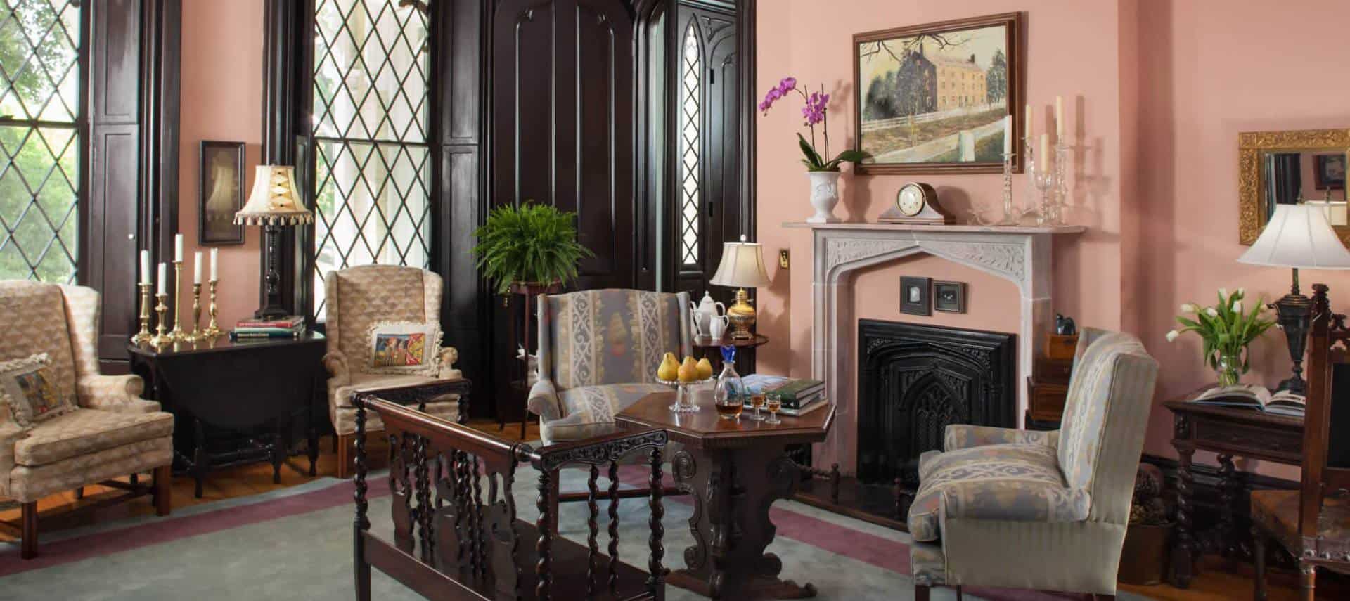 About Our Pet Friendly Lodging Alternative to Hotels in Louisville KY